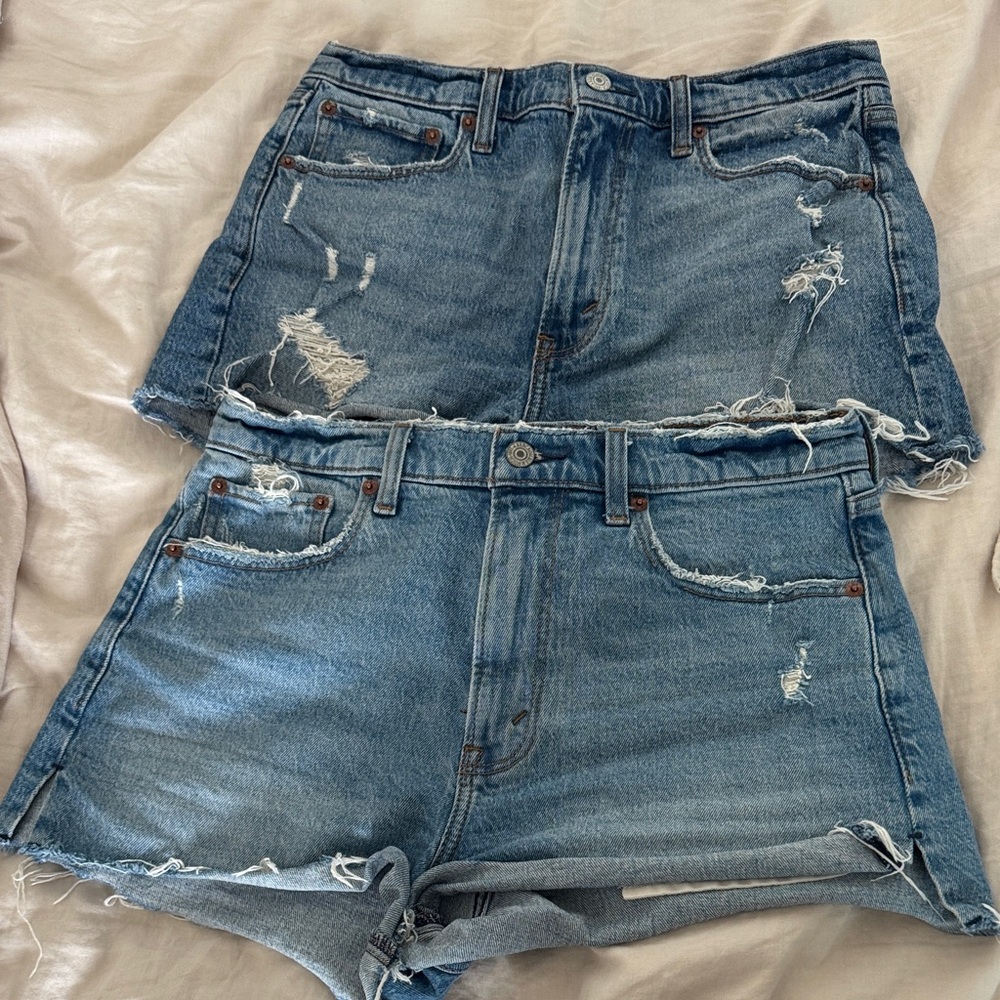 Abercrombie High Rise Mom Shorts